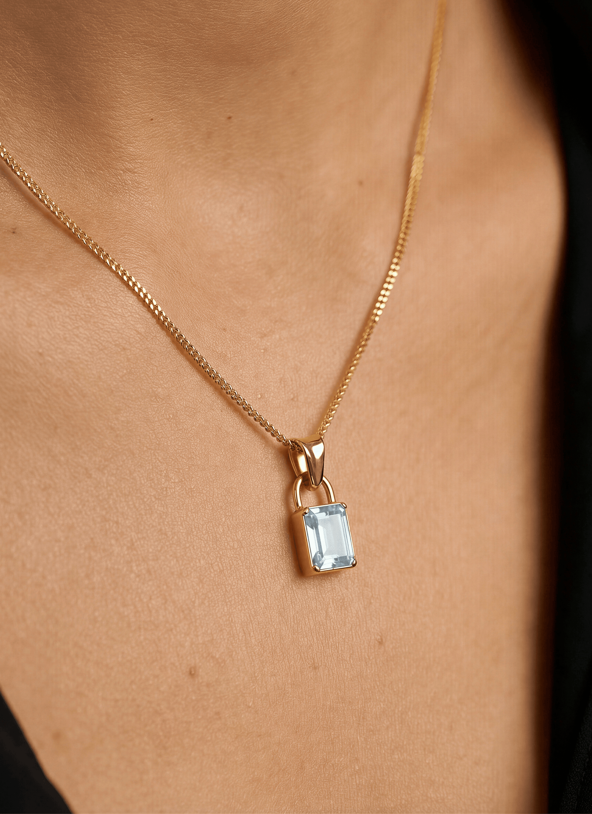 Topaas Locksy Pendant