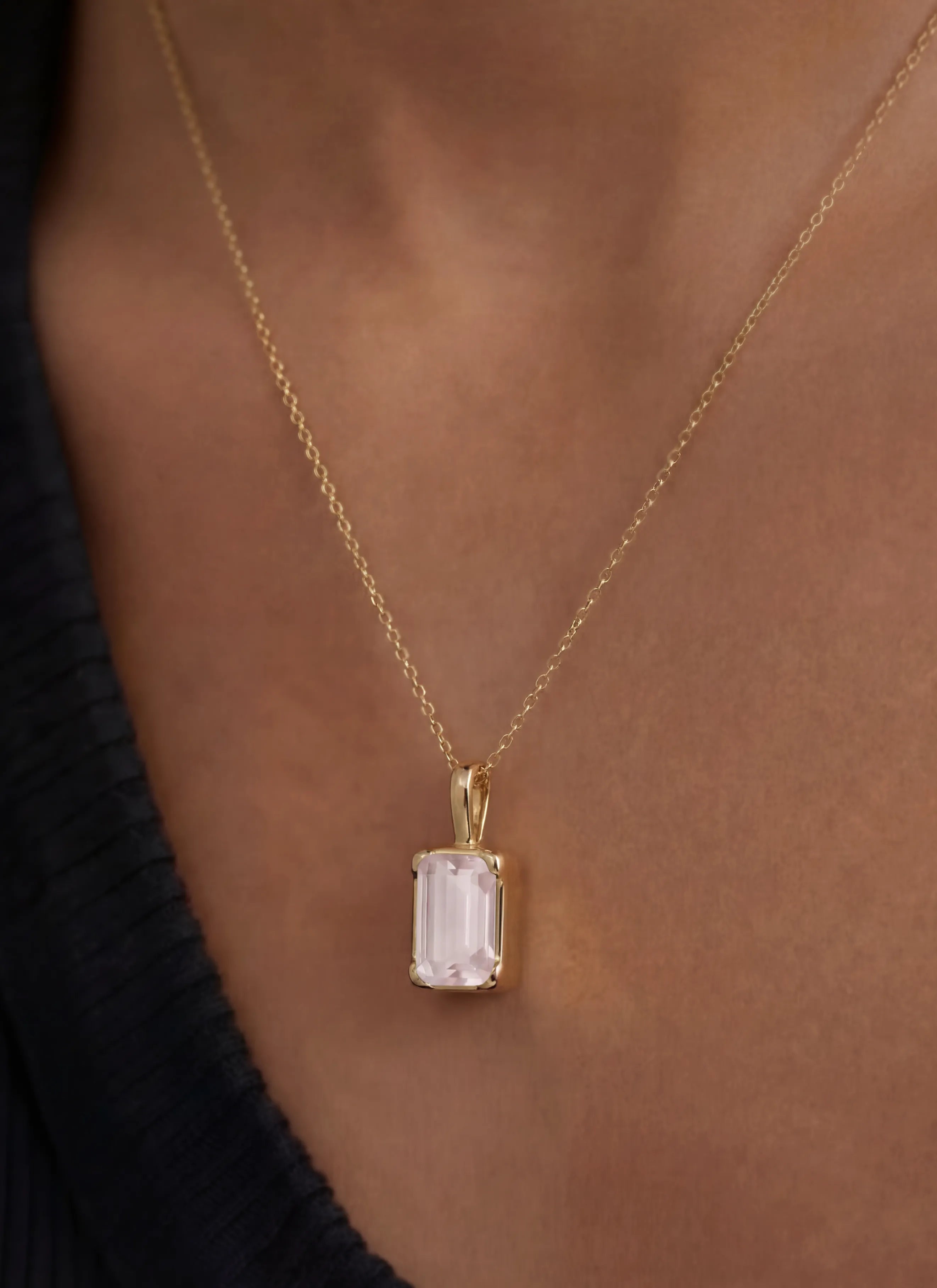 Momentum Hanger Goud —Rose quartz  • Personaliseerbaar Secundaire afbeelding